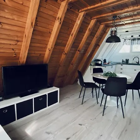 Hébergement de vacances Charmantes In Isko Mit Garten, Grill Und Terrasse Ińsko