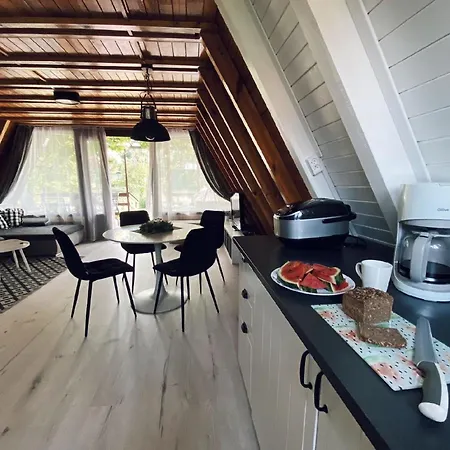 Charmantes In Isko Mit Garten, Grill Und Terrasse Hébergement de vacances *